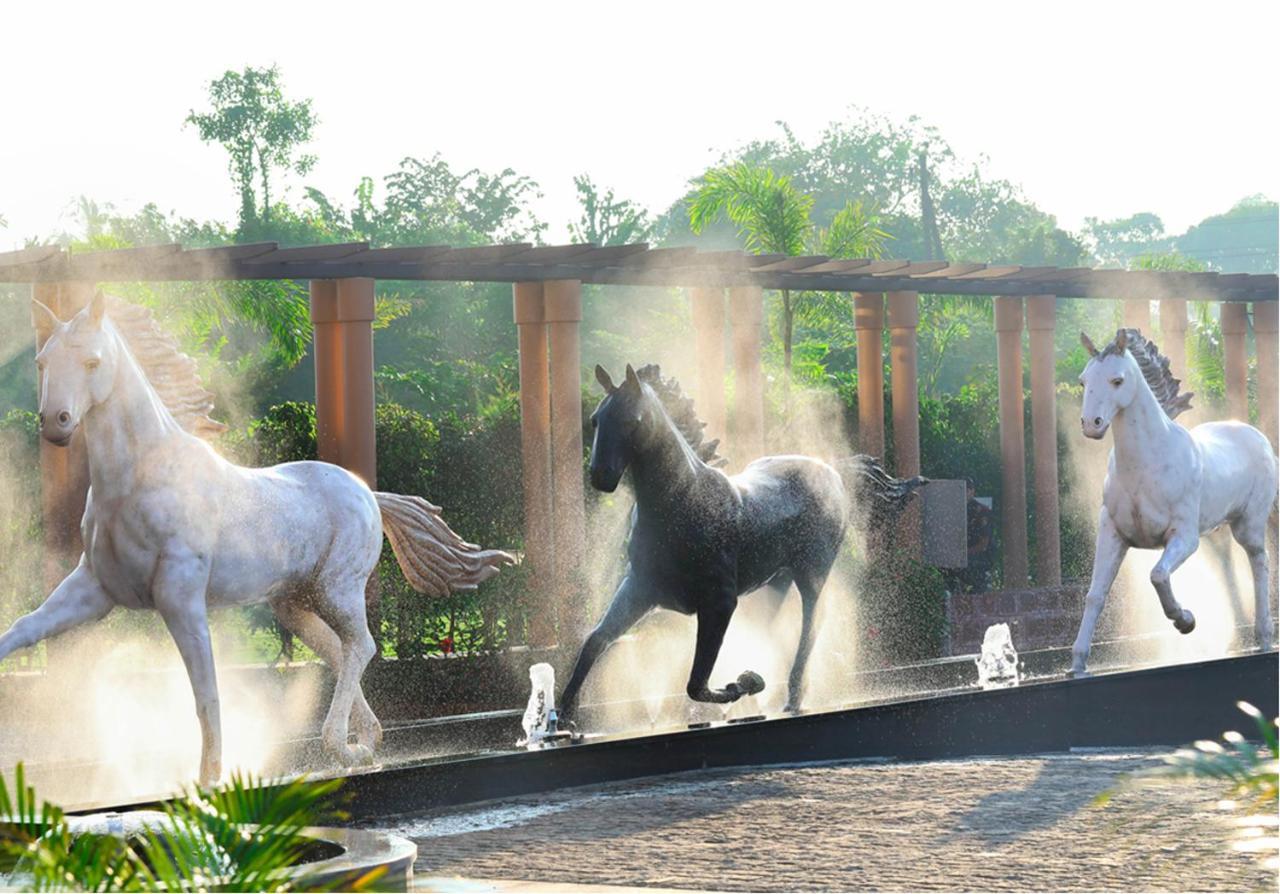 Regenta Resort Belagavi Eksteriør billede
